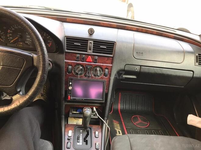 Mercedes C 220 1996, 310,000 km - 2.2 л - Bakı