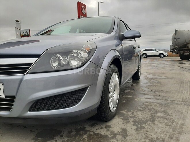 Opel Astra 2009, 155,000 km - 1.4 l - Bakı