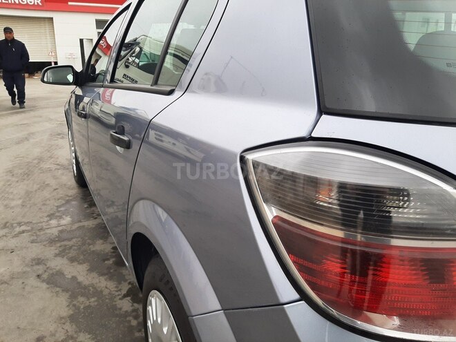 Opel Astra 2009, 155,000 km - 1.4 l - Bakı