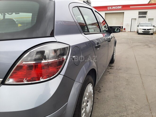 Opel Astra 2009, 155,000 km - 1.4 l - Bakı