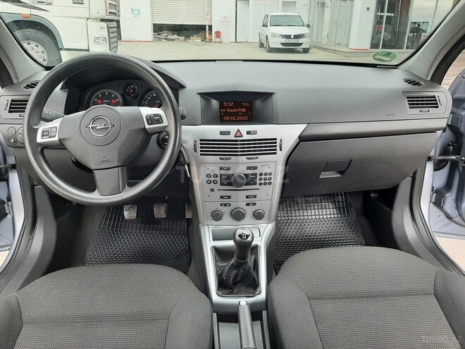 Opel Astra 2009, 155,000 km - 1.4 l - Bakı