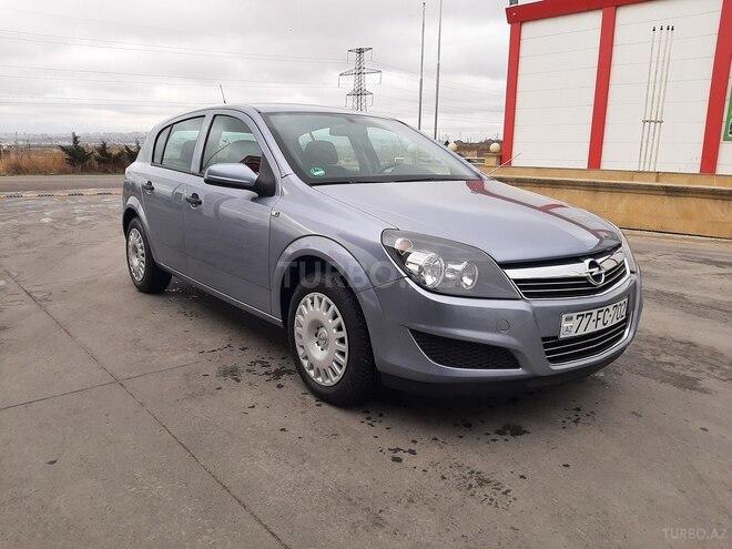 Opel Astra 2009, 155,000 km - 1.4 l - Bakı