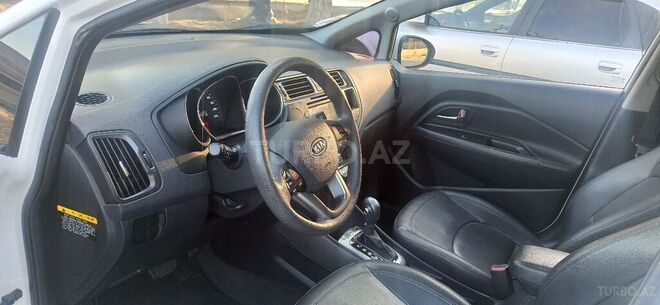 Kia Rio 2011, 130,100 km - 1.4 l - Bakı