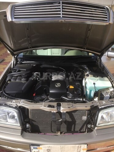 Mercedes C 240 1998, 198,000 km - 2.4 л - Gəncə