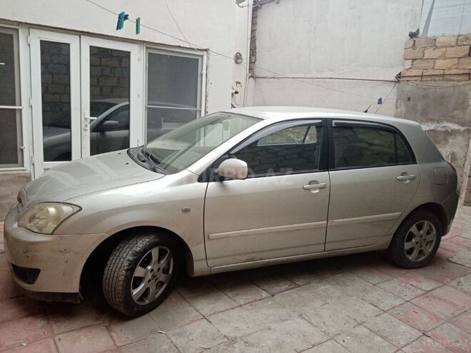 Toyota Corolla 2006, 130,000 km - 1.4 l - Bakı