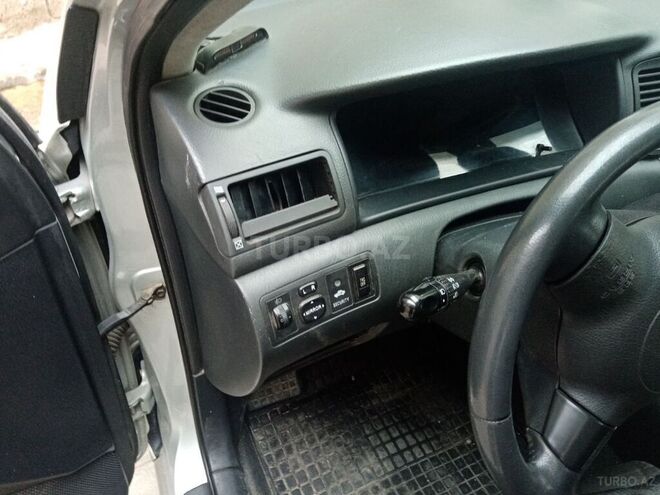 Toyota Corolla 2006, 130,000 km - 1.4 l - Bakı