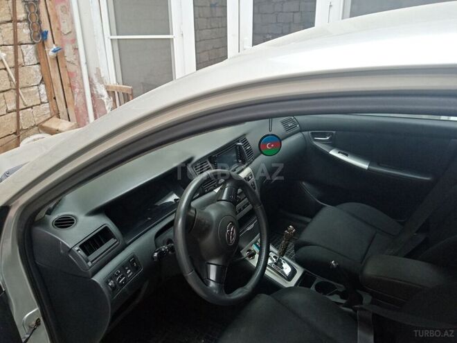Toyota Corolla 2006, 130,000 km - 1.4 l - Bakı