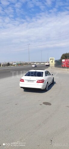 Mercedes E 220 2009, 253,421 km - 2.2 l - Bakı