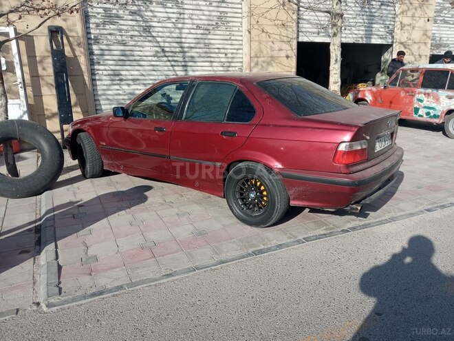 BMW 316 1992, 250,000 km - 1.6 л - Mingəçevir