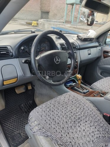 Mercedes ML 320 2000, 320,000 km - 3.2 l - Gəncə