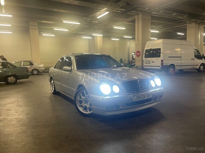 Mercedes E 320 2000, 209,399 km - 3.2 л - Bakı