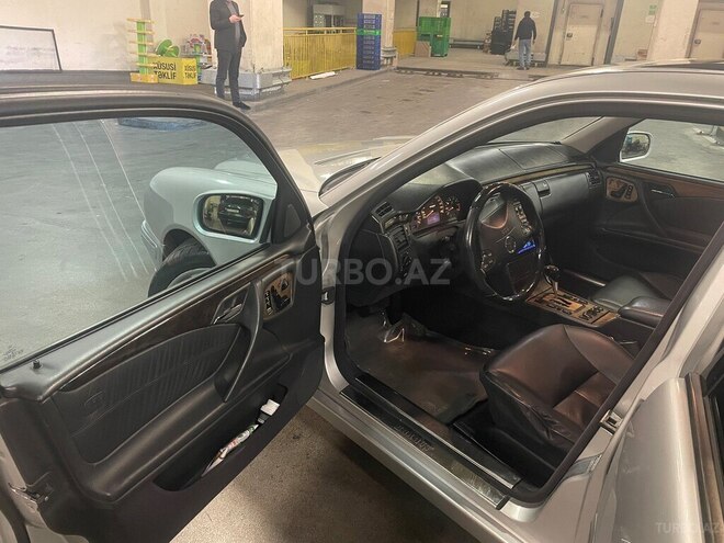 Mercedes E 320 2000, 209,399 km - 3.2 л - Bakı
