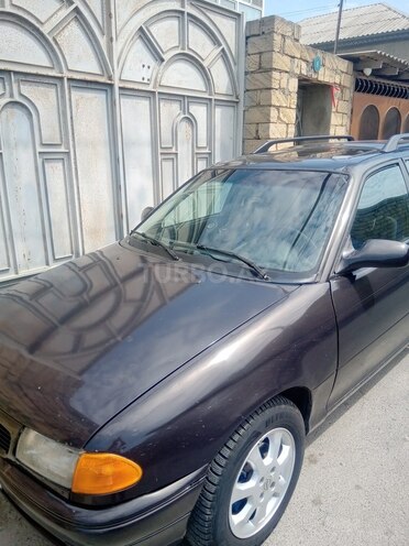 Opel Astra 1996, 348,000 km - 2.0 l - Sumqayıt