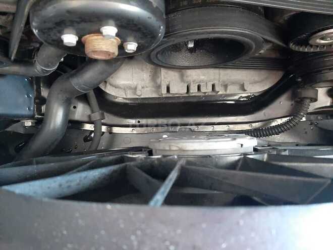 Mercedes E 240 2000, 159,085 km - 2.4 l - Bakı