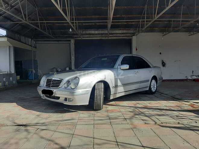 Mercedes E 240 2000, 159,085 km - 2.4 l - Bakı