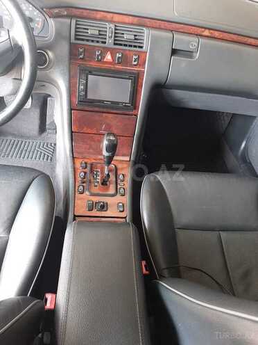 Mercedes E 240 2000, 159,085 km - 2.4 l - Bakı