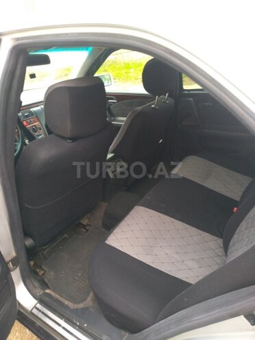 Mercedes E 220 1998, 520,000 km - 2.2 l - Bakı
