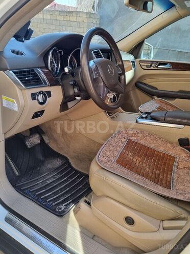 Mercedes ML 350 2012, 188,500 km - 3.5 l - Bakı