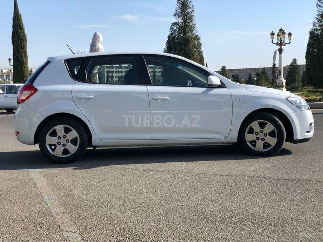 Kia Ceed 2010, 114,806 km - 1.4 l - Gəncə