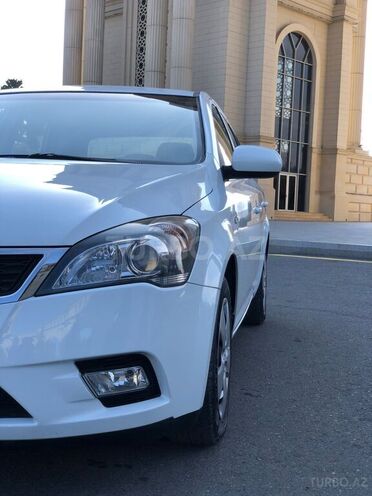 Kia Ceed 2010, 114,806 km - 1.4 l - Gəncə