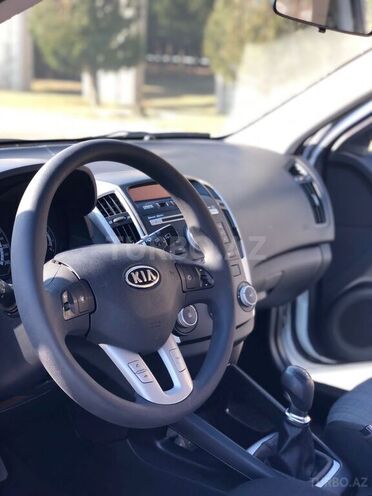 Kia Ceed 2010, 114,806 km - 1.4 l - Gəncə
