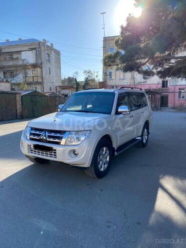 Mitsubishi Pajero 2014, 104,500 km - 3.0 l - Bakı