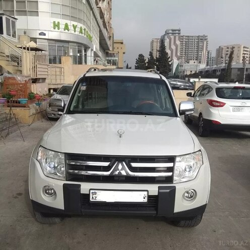 Mitsubishi Pajero 2008, 177,200 km - 3.0 л - Bakı