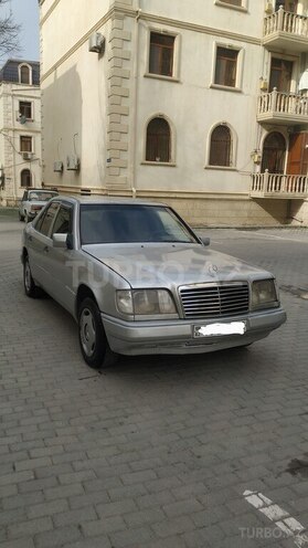 Mercedes E 220 1994, 396,854 km - 2.2 l - Bakı