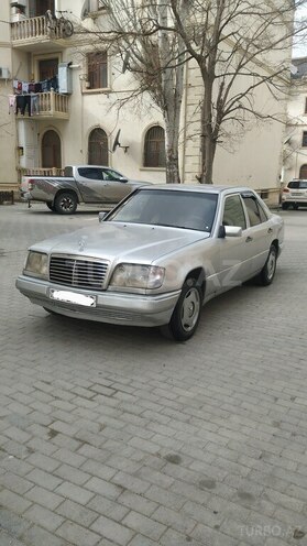 Mercedes E 220 1994, 396,854 km - 2.2 l - Bakı