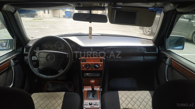 Mercedes E 220 1994, 396,854 km - 2.2 l - Bakı
