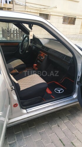 Mercedes E 220 1994, 396,854 km - 2.2 l - Bakı