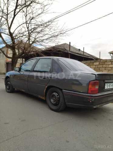 Opel Vectra 1992, 250,000 km - 2.0 л - Zaqatala