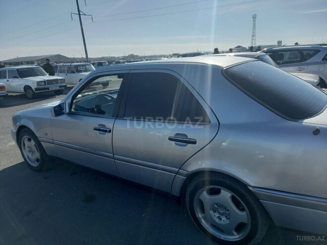 Mercedes C 200 1994, 270,000 km - 2.0 l - Masallı