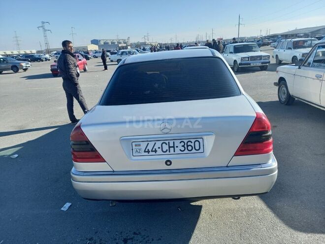 Mercedes C 200 1994, 270,000 km - 2.0 l - Masallı