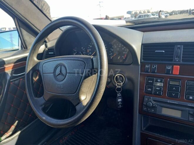 Mercedes C 200 1994, 270,000 km - 2.0 l - Masallı