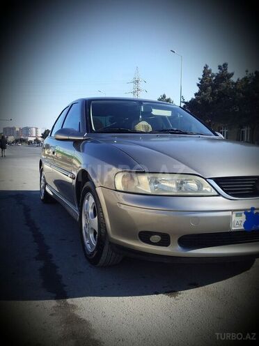 Opel Vectra 1999, 327,200 km - 1.8 l - Sumqayıt