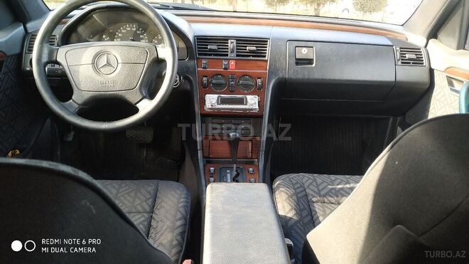 Mercedes C 220 1993, 212,000 km - 2.2 l - Gəncə