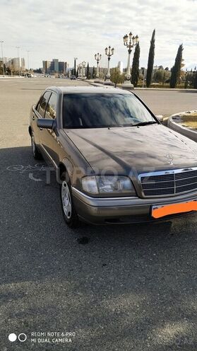 Mercedes C 220 1993, 212,000 km - 2.2 l - Gəncə