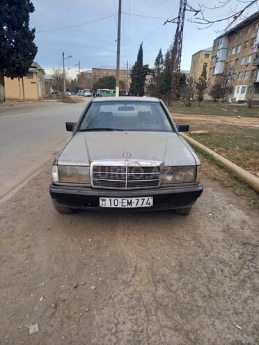 Mercedes 190 1984, 200,180 km - 2.0 l - Gəncə