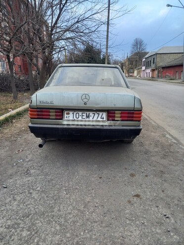 Mercedes 190 1984, 200,180 km - 2.0 l - Gəncə