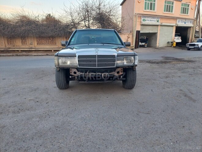 Mercedes 190 1989, 222,222 km - 2.0 л - Sabirabad