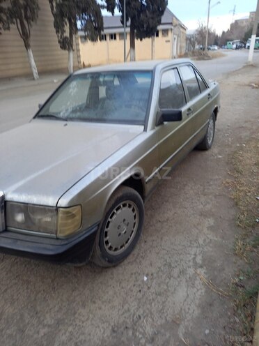 Mercedes 190 1984, 200,180 km - 2.0 l - Gəncə