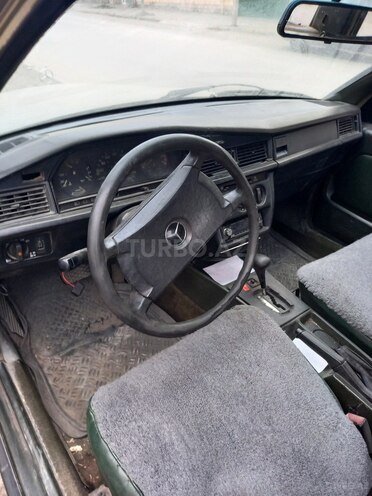 Mercedes 190 1984, 200,180 km - 2.0 l - Gəncə