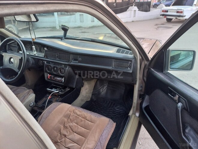 Mercedes 190 1989, 222,222 km - 2.0 л - Sabirabad