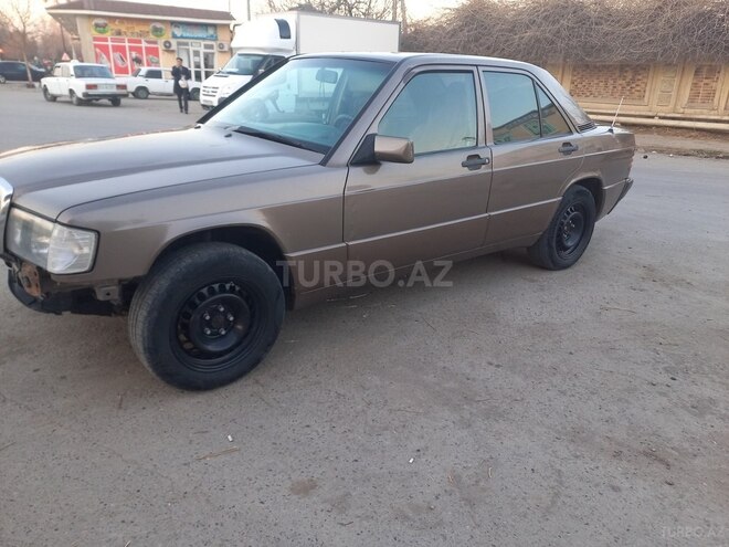 Mercedes 190 1989, 222,222 km - 2.0 л - Sabirabad