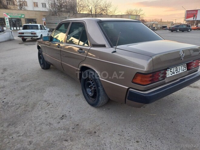 Mercedes 190 1989, 222,222 km - 2.0 л - Sabirabad