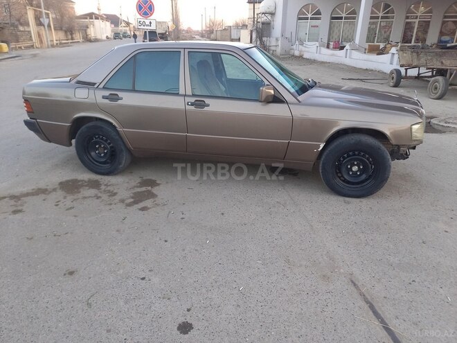 Mercedes 190 1989, 222,222 km - 2.0 л - Sabirabad