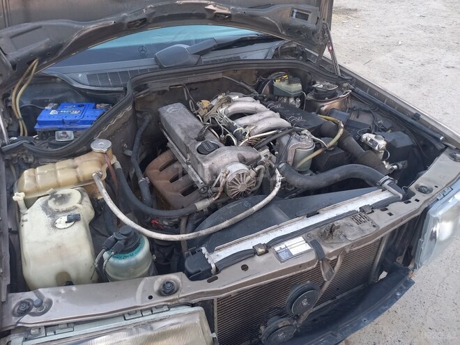 Mercedes 190 1989, 222,222 km - 2.0 л - Sabirabad