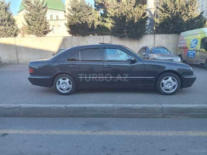 Mercedes E 280 2001, 365,000 km - 2.8 l - Bakı