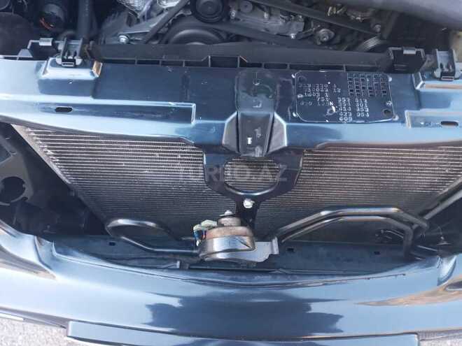 Mercedes E 280 2001, 365,000 km - 2.8 l - Bakı